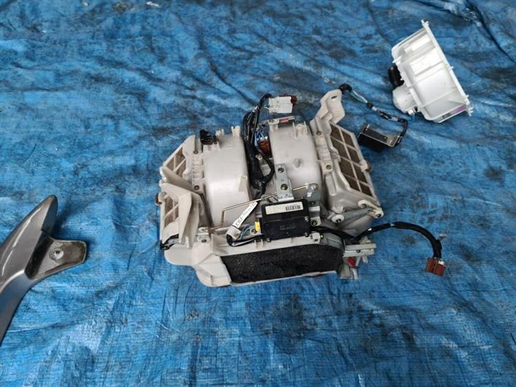 Мотор печки Хонда Легенд в Челябинске 206136